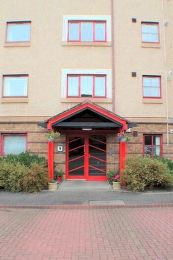 2 Bedroom Flat To Rent In North Werber Place, Fettes, Edinburgh, EH4