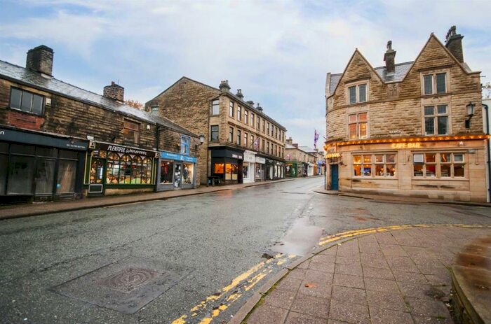 2 Bedroom Apartment To Rent In Bridge Street, Ramsbottom, Bury, BL0