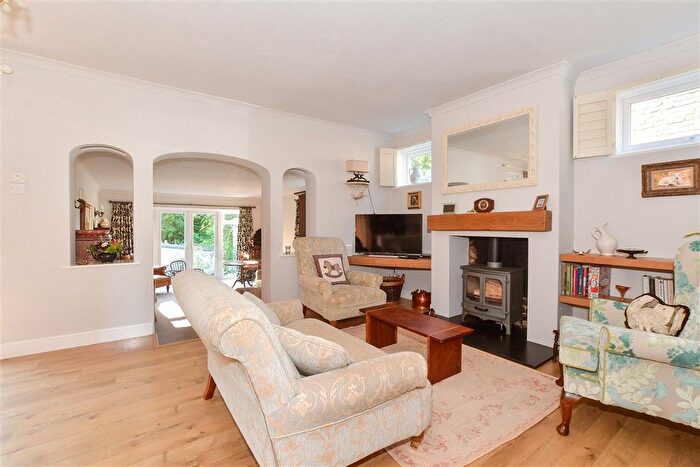 4 Bedroom Semi-Detached House For Sale In Pondfield Road, Rudgwick, West Sussex, RH12