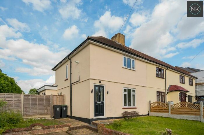3 Bedroom Semi-Detached House To Rent In Forest Avenue, Chigwell, Essex, IG7