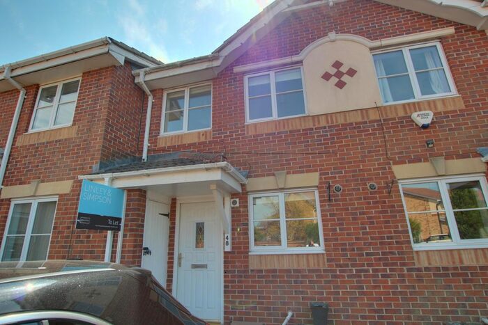 3 Bedroom Terraced House To Rent In Bushey Park, Kingswood, Hull, East Riding Of Yorkshire, Uk, HU7