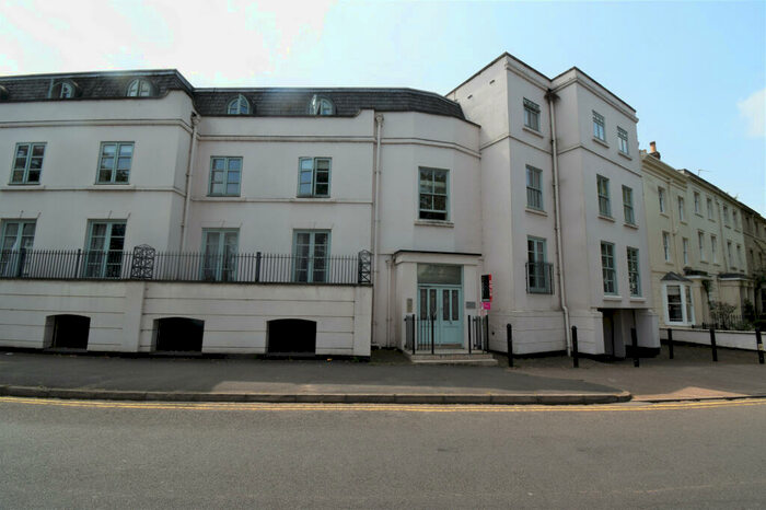 2 Bedroom Apartment To Rent In William Thomas House, Warwickshire, CV32