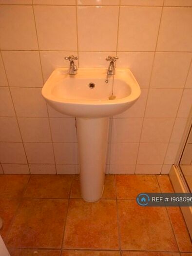 Studio To Rent In Kings Norton, Birmingham, B30