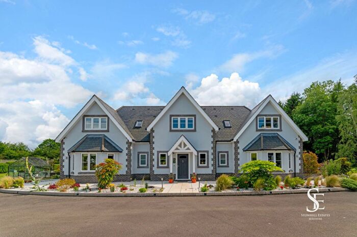 5 Bedroom Detached House For Sale In Redlake Lane, Wokingham, RG40