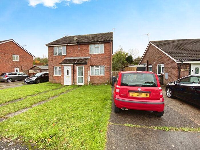 2 Bedroom Semi-Detached House To Rent In St. Brides Gardens, Newport, NP20