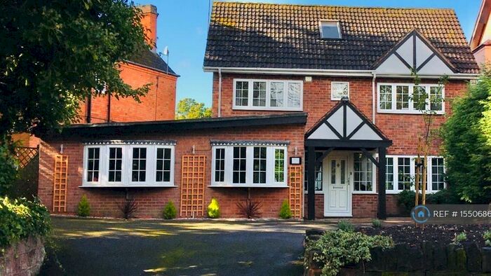 6 Bedroom Detached House To Rent In Old Warwick Road, Solihull, B92
