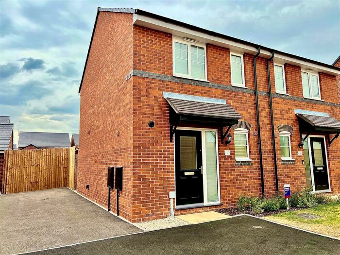 2 Bedroom Property To Rent In Black Pear Drive, Stourport-On-Severn, DY13