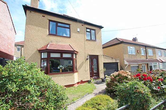 3 Bedroom Detached House For Sale In Neville Road Kingswood Bristol, BS15