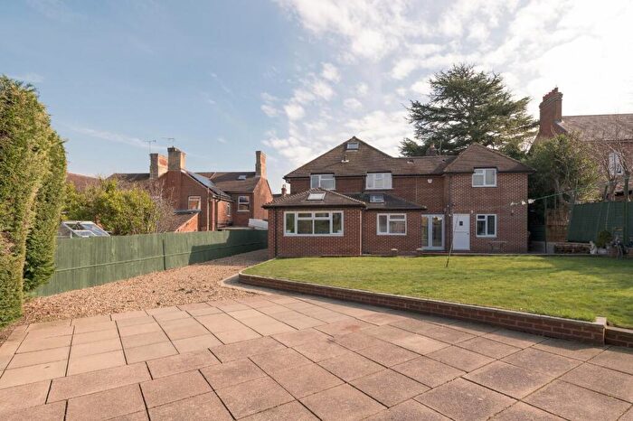 5 Bedroom Detached House For Sale In Wing Road, Leighton Buzzard, LU7