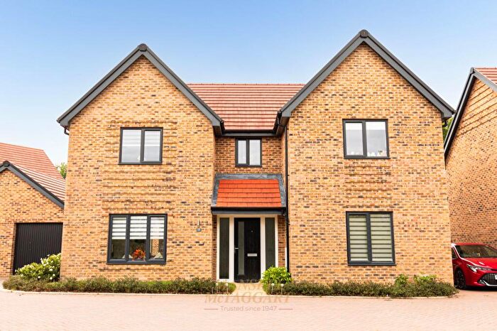 4 Bedroom Detached House For Sale In Gibby Road, Copthorne, RH10