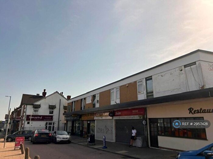 2 Bedroom Flat To Rent In Barnet Road, Potters Bar, EN6