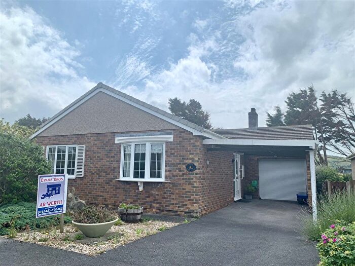 2 Bedroom Detached Bungalow For Sale In Coastal Location With Sea Views, Llanon. Nr Aberaeron, SY23