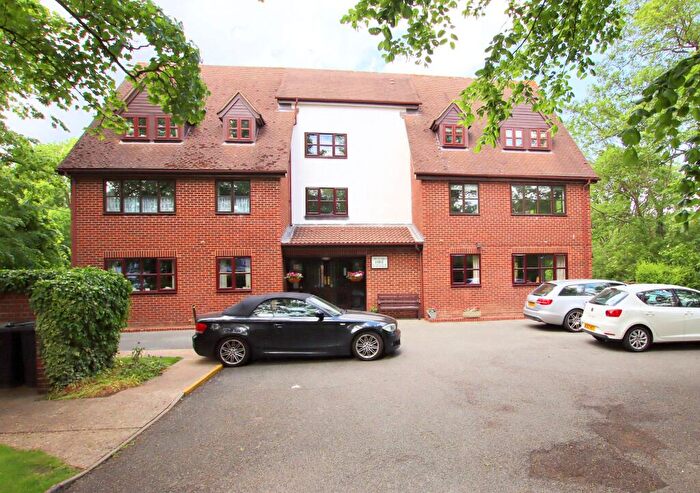 1 Bedroom Retirement Property For Sale In Pond Cottage Lane, Crittenden Lodge Pond Cottage Lane, BR4
