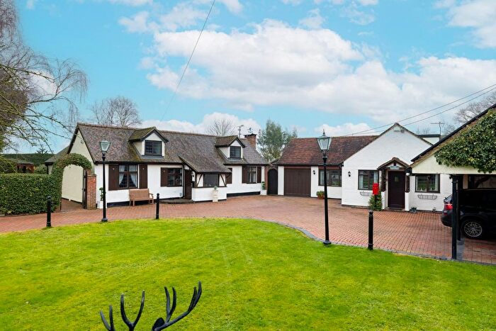 7 Bedroom Detached Bungalow For Sale In Gransmore Green, Felsted, Dunmow, CM6