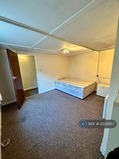 1 Bedroom Flat To Rent In Bedford Road, Reading, RG1