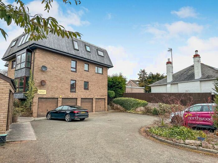 2 Bedroom Flat To Rent In Shaftesbury Road, Dundee, DD2