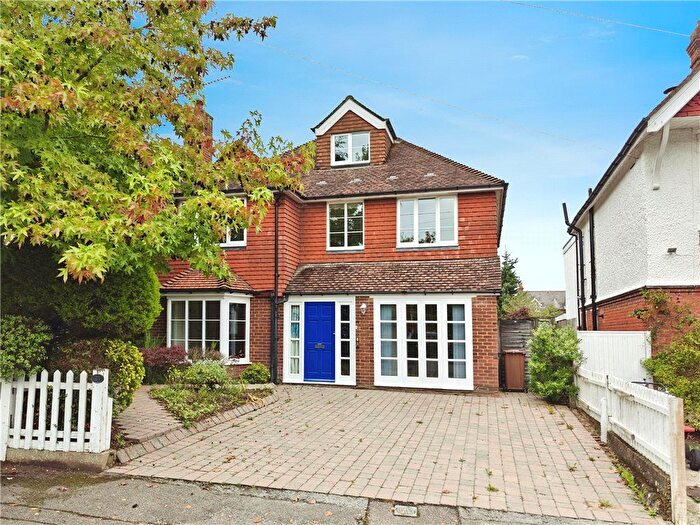 5 Bedroom Detached House To Rent In Ennismore Avenue, Guildford, GU1