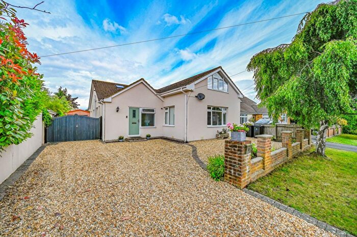 4 Bedroom Property For Sale In Highfield Road, Corfe Mullen, Wimborne, BH21