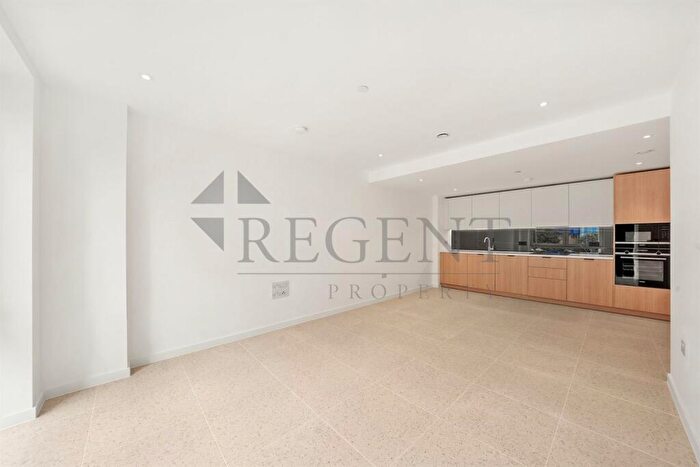 2 Bedroom Apartment To Rent In Bouchon Point, Cendal Crescent, E1