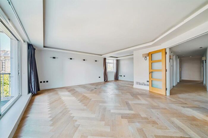 3 Bedroom Apartment To Rent In Sheringham, St. John's Wood, Westminster, Regents Park, NW8