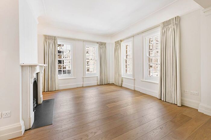 2 Bedroom Flat To Rent In Sloane Street, London, SW1X