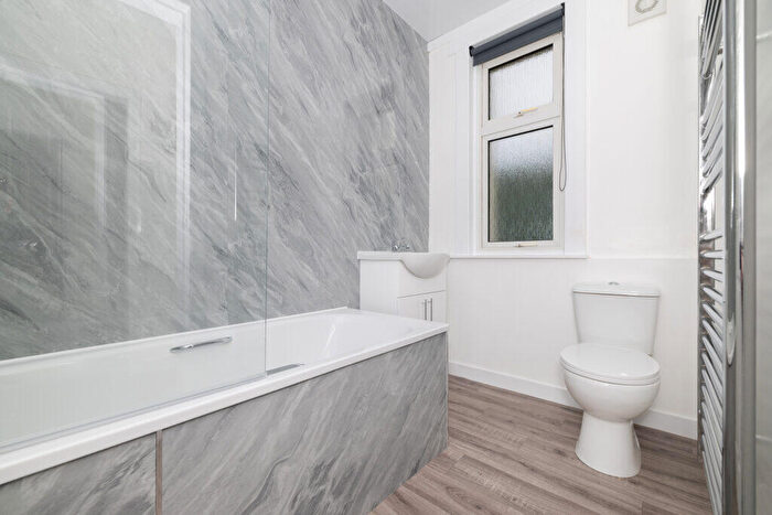 1 Bedroom Property To Rent In C Killin Avenue, DD3