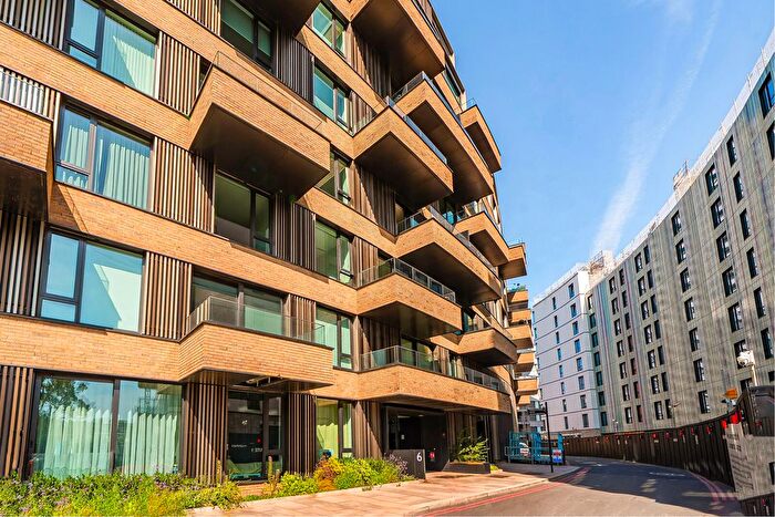 1 Bedroom Flat To Rent In Wood Crescent, White City, London, W12