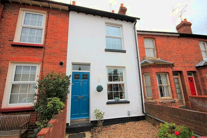 2 Bedroom Terraced House To Rent In Princes Street, Reading, Berkshire, RG1