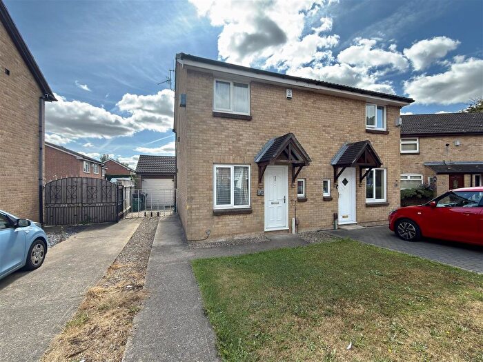 2 Bedroom Semi Detached House For Sale In Lincoln Court, Darlington, DL1