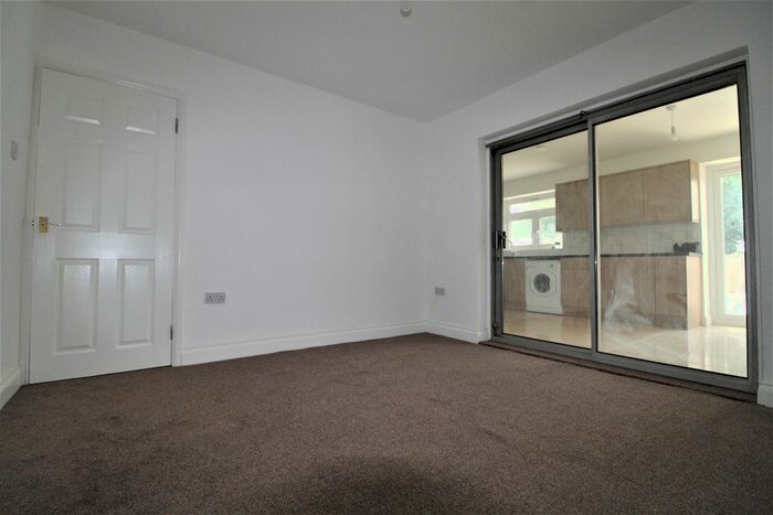 3 Bedroom Semi-Detached House To Rent In Westbourne Road, Uxbridge, UB8