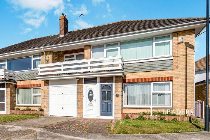 1 Bedroom Flat To Rent In Harbour Way, PO10