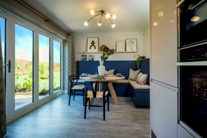 3 Bedroom Detached House For Sale In The Cawsey, Penwortham, Preston, PR1