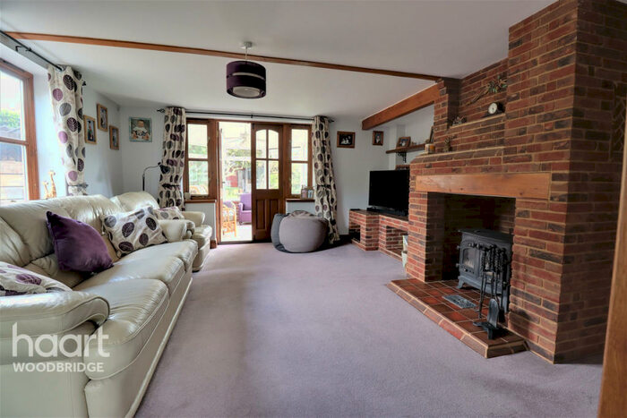 4 Bedroom Detached House For Sale In Aldeburgh Road, Saxmundham, IP17