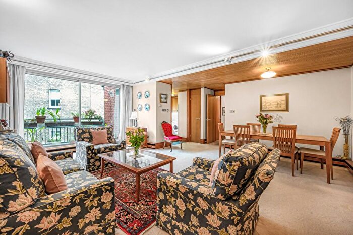 2 Bedroom Flat For Sale In Siddons Lane, Marylebone, NW1