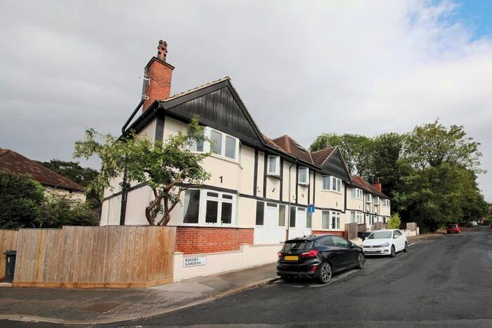 6 Bedroom Semi-Detached House To Rent In Rokeby Gardens, Headingley, Leeds, LS6