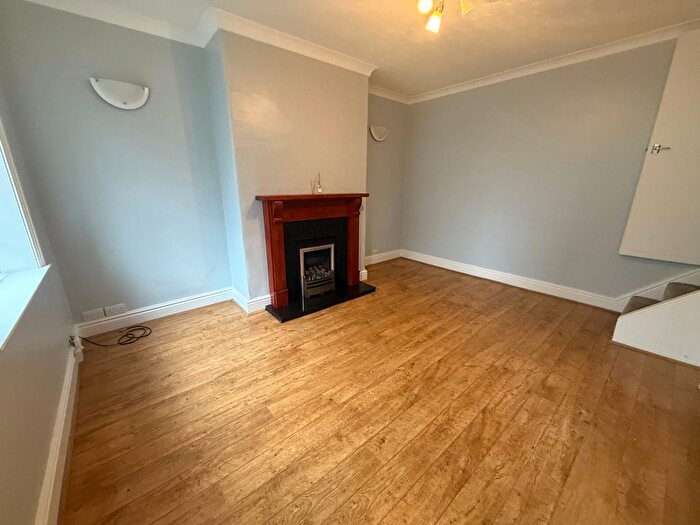 1 Bedroom Property To Rent In Abbott Street, Huddersfield, HD1