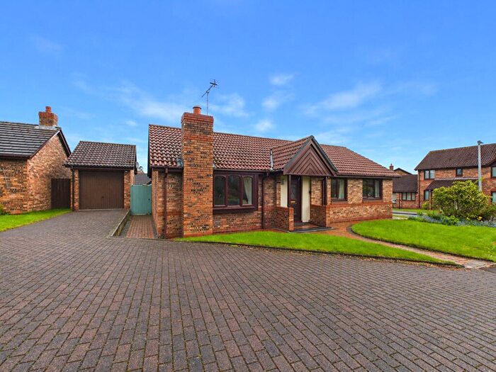 3 Bedroom Bungalow For Sale In Llys Derwen, Higher Kinnerton, Chester, Flintshire, CH4