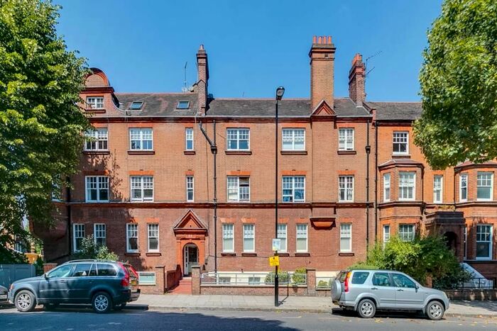 3 Bedroom Flat To Rent In Elgin Avenue, Maida Vale, W9