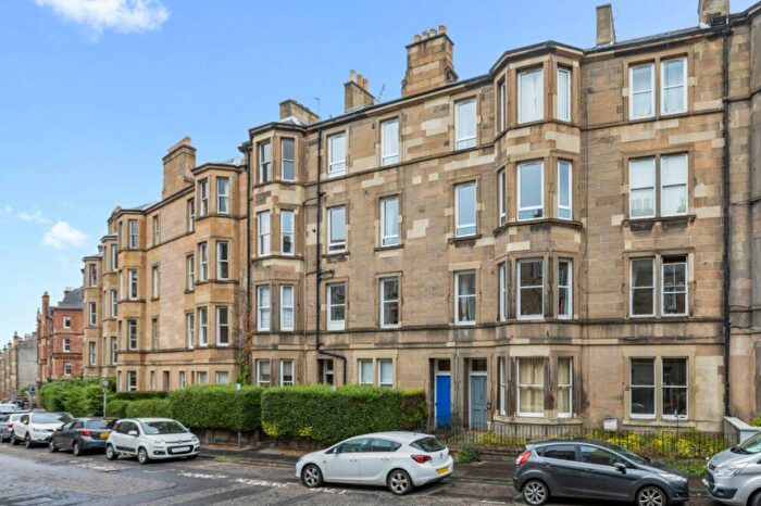 2 Bedroom Flat To Rent In , Polwarth Crescent, Edinburgh, EH11