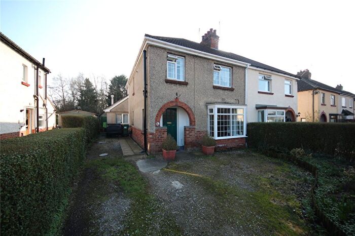 3 Bedroom Semi Detached House For Sale In The Avenue, Park Estate, Haxby, York, YO32