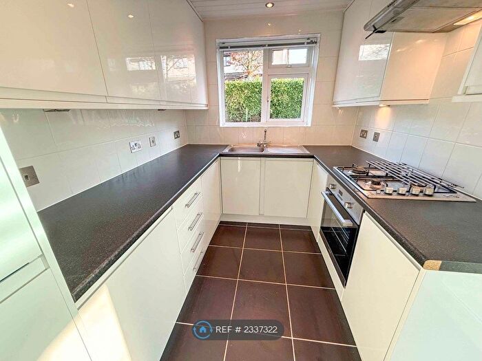 2 Bedroom Bungalow To Rent In Willow Avenue, Rawtenstall, BB4