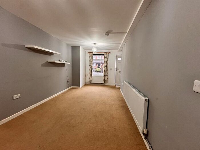 1 Bedroom Maisonette To Rent In B High Street Dosthill, B77