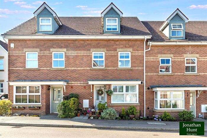 4 Bedroom Town House For Sale In Olvega Drive, Buntingford, SG9