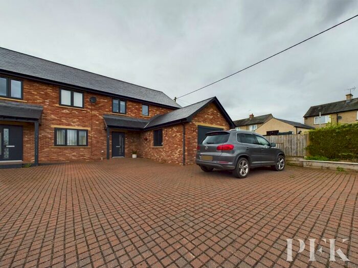 3 Bedroom House For Sale In Leith Close, Cliburn, Penrith, CA10