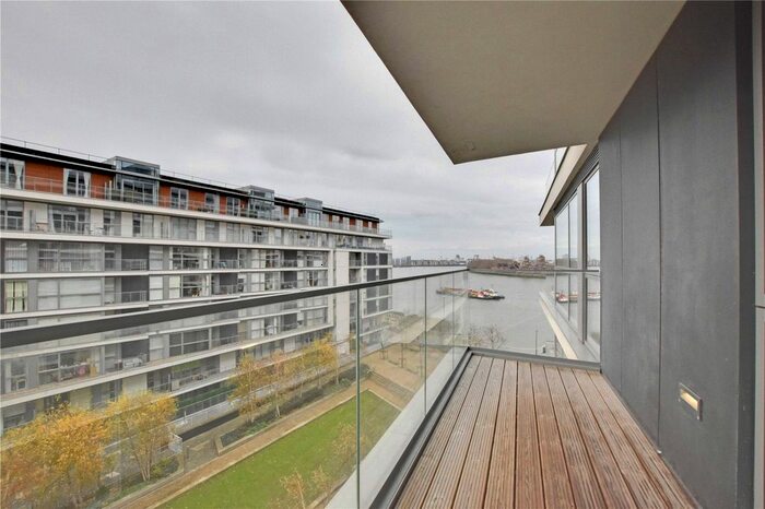 2 Bedroom Flat To Rent In Wyndham Apartments, London, SE10