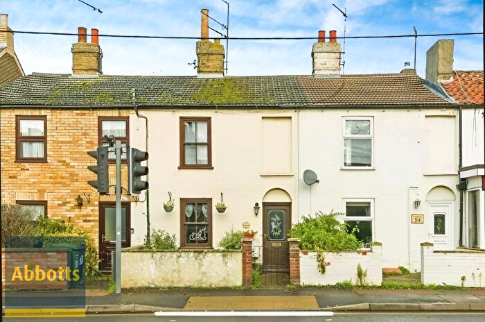 2 Bedroom House To Rent In Railway Road, PE38