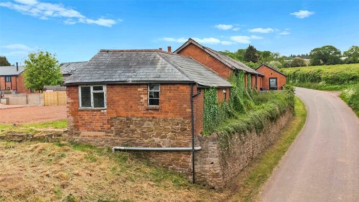 Semi-Detached House For Sale In Staplow, Ledbury, Herefordshire, HR8