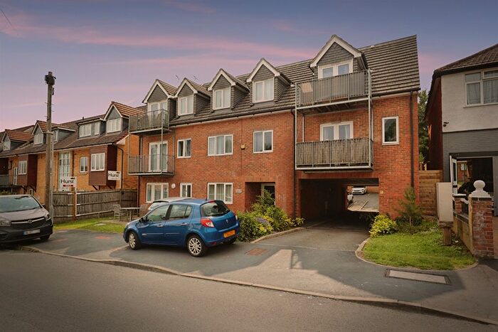 2 Bedroom Flat For Sale In Chairborough Road, High Wycombe, HP12