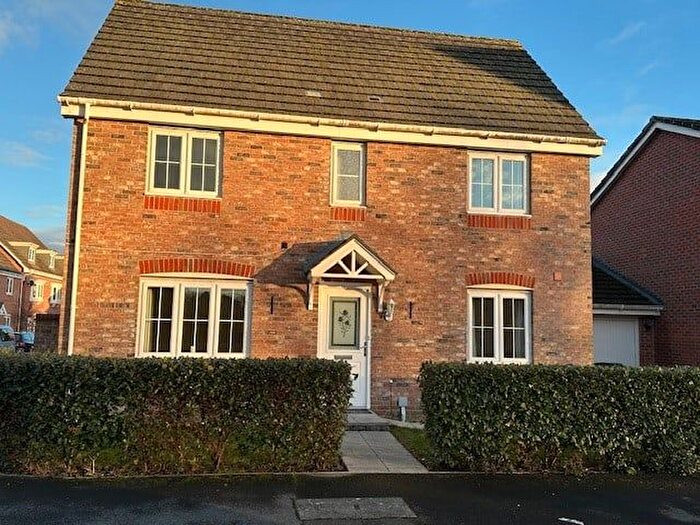 4 Bedroom Detached House For Sale In Borderers Gardens, Thatcham, RG19