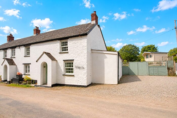 3 Bedroom Cottage For Sale In St. Veep, Lostwithiel, PL22